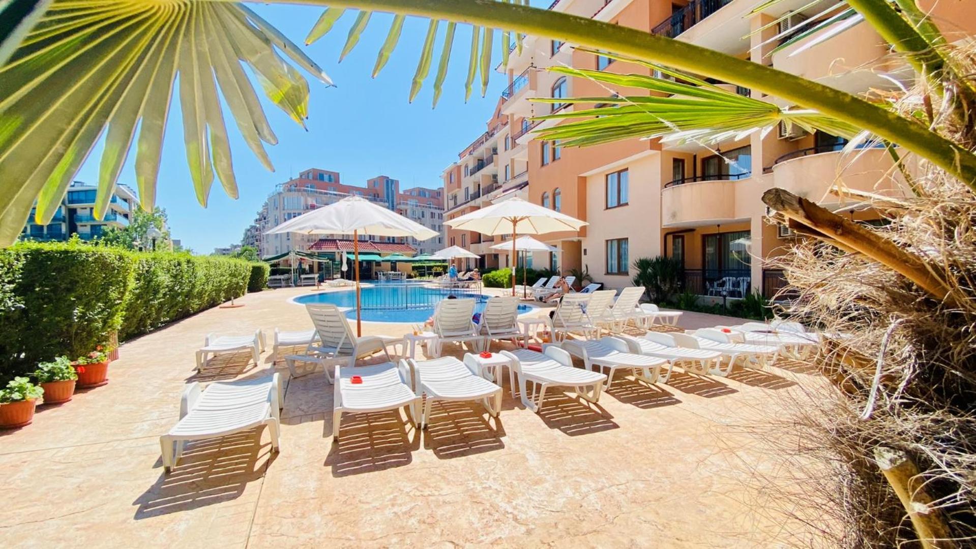 Bratanov Summer Apartment Солнечный берег Экстерьер фото