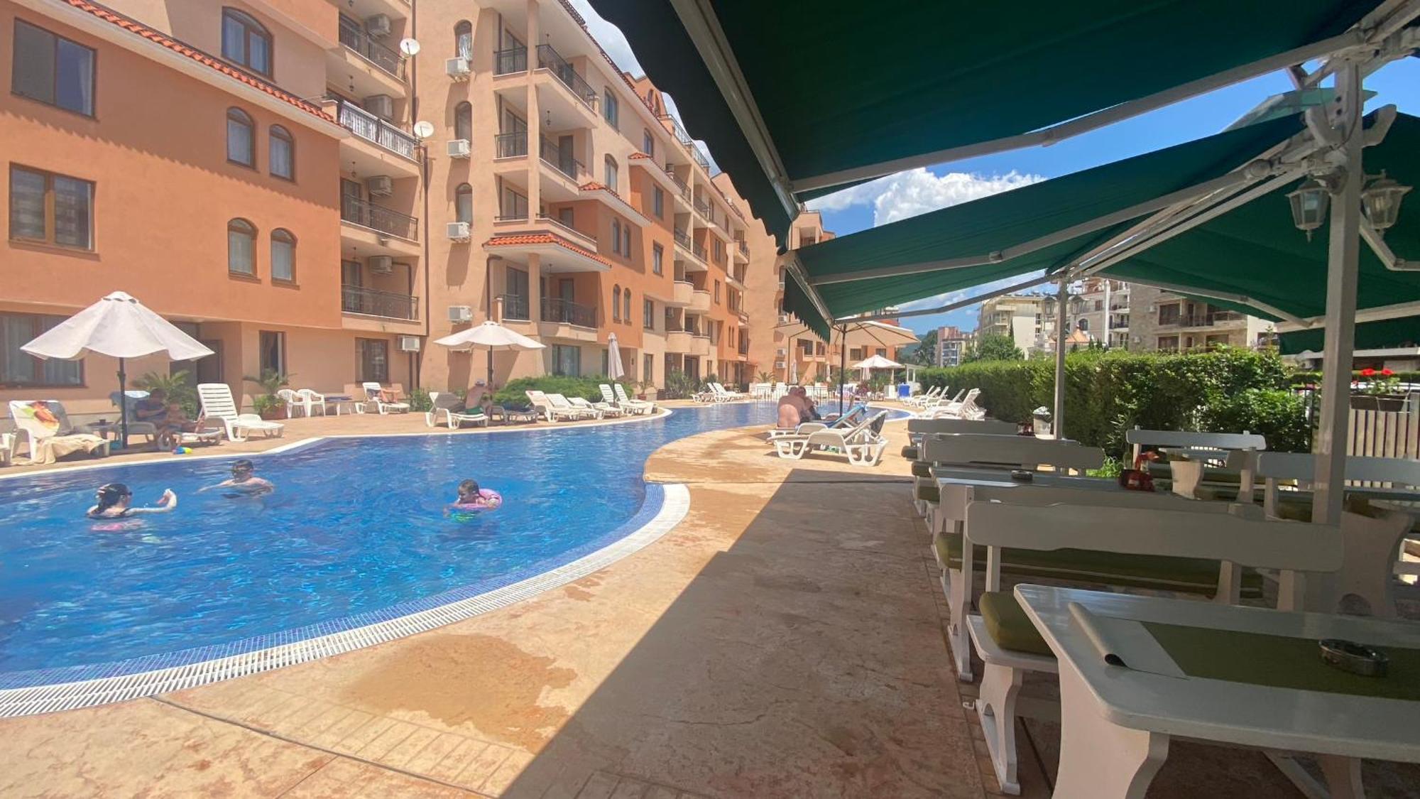 Bratanov Summer Apartment Солнечный берег Экстерьер фото